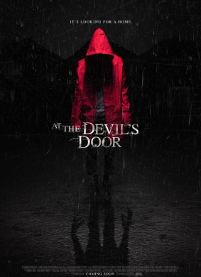 在魔鬼门前At the Devil’s Door