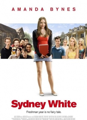 大学新生Sydney White